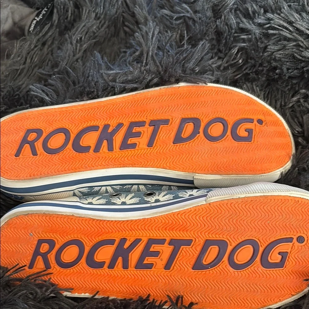 Rocket Dog Blue Floral Sneakers - Picture 4 of 5